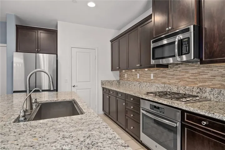 12846 Luna Street, Eastvale, California 92880