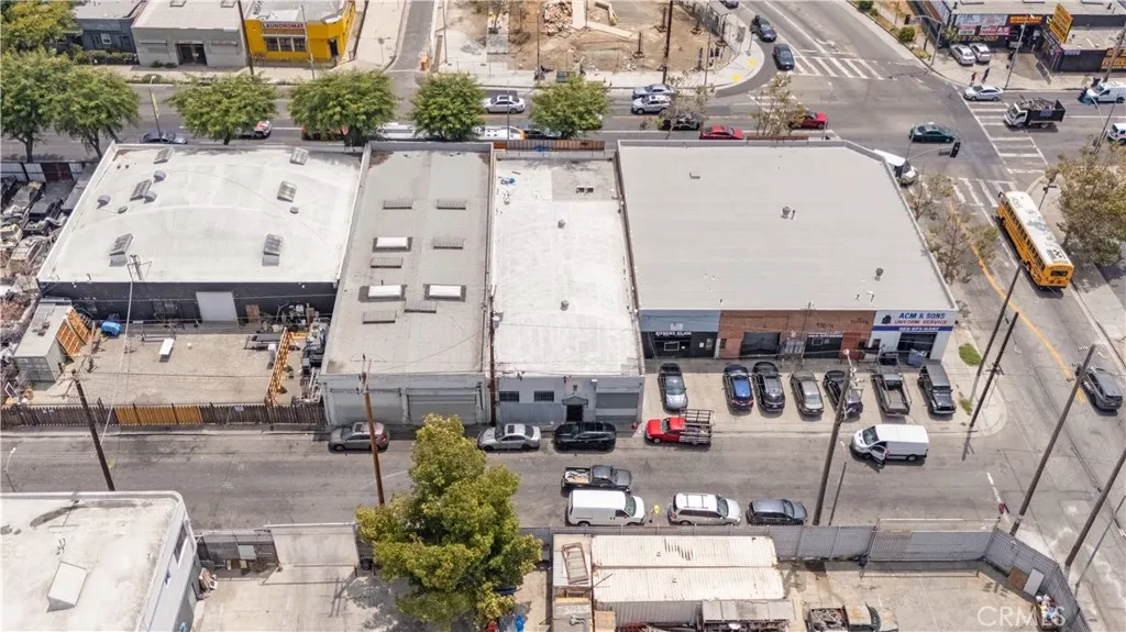 6238 S Manhattan, Los Angeles, California 90047 — photo 4