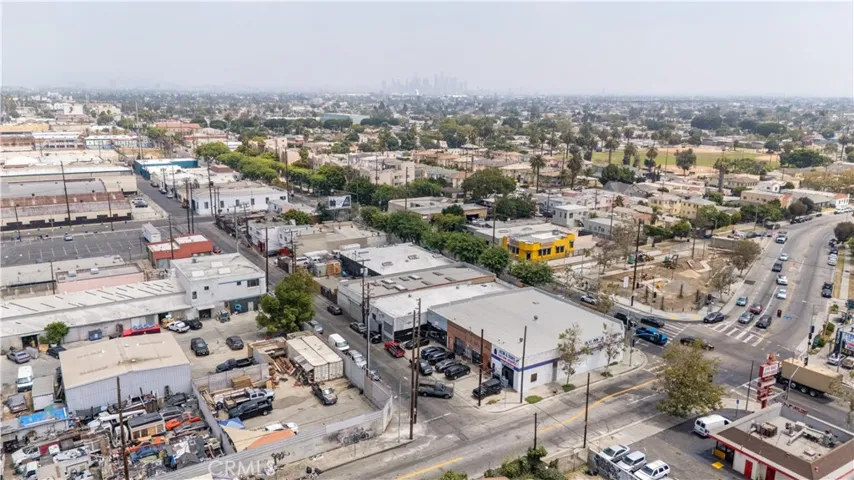 6238 S Manhattan, Los Angeles, California 90047