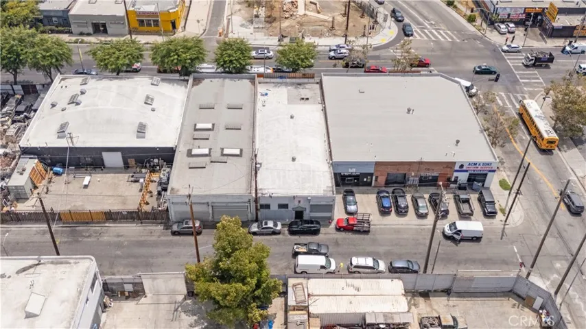 6238 S Manhattan, Los Angeles, California 90047