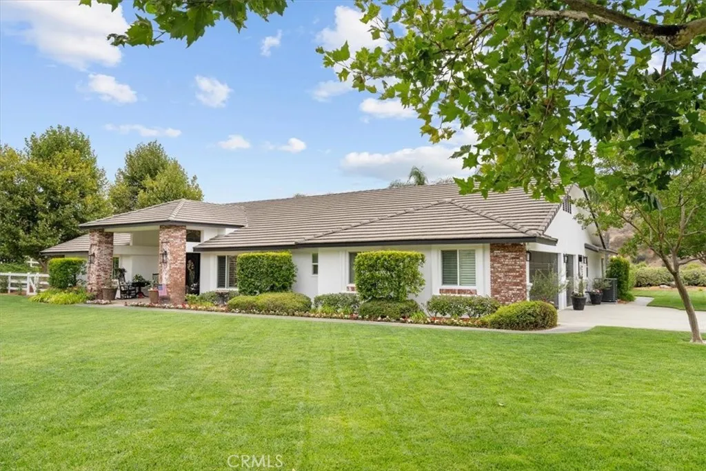 28845 Live Oak Canyon, Redlands, California 92373 — photo 5
