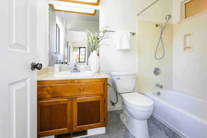 1590 Goldfinch Way, Sunnyvale, California 94087