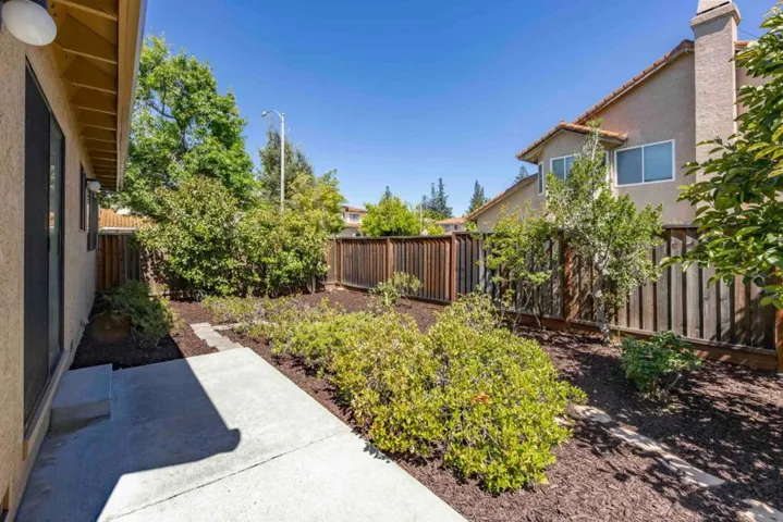 1590 Goldfinch Way, Sunnyvale, California 94087