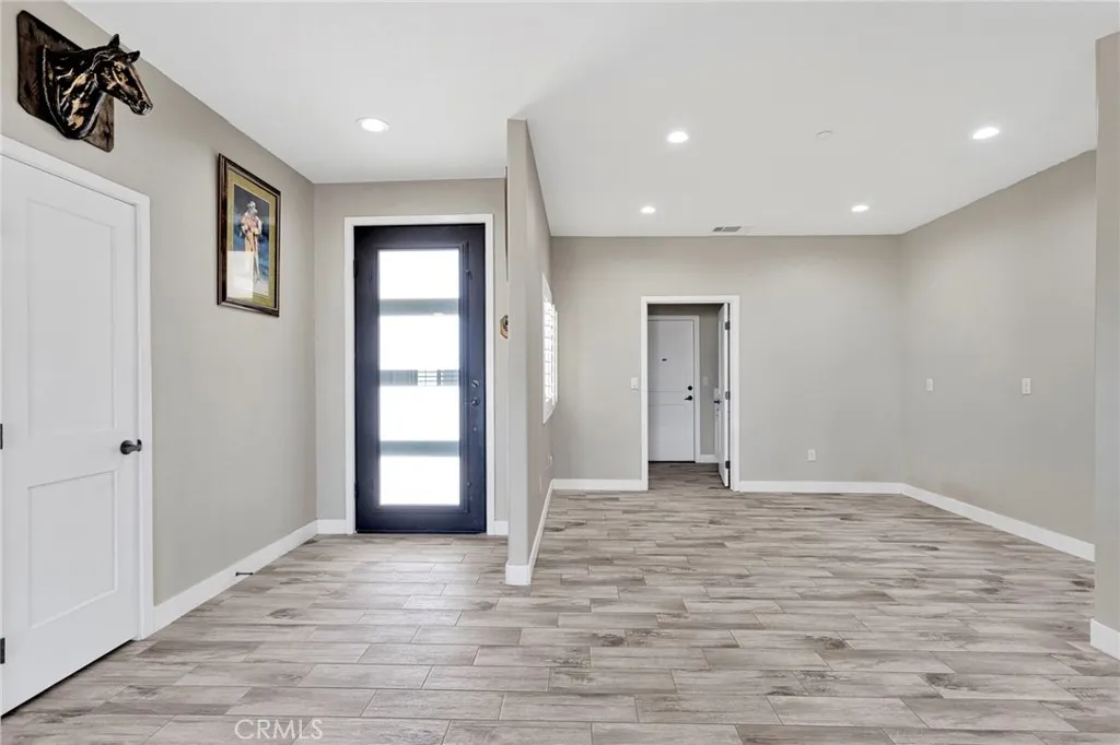 9831 Buttemere, Phelan, California 92371 — photo 5