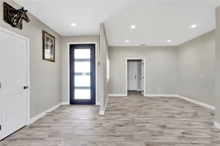 9831 Buttemere, Phelan, California 92371