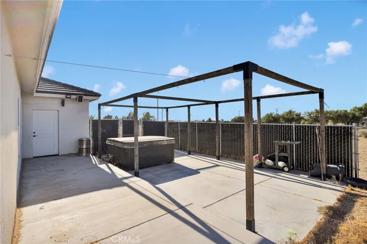 9831 Buttemere, Phelan, California 92371