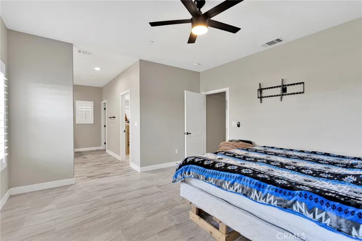 9831 Buttemere, Phelan, California 92371