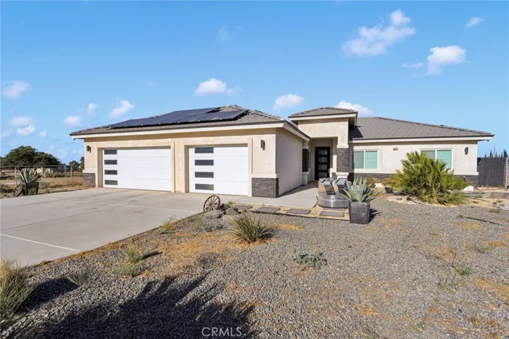 9831 Buttemere, Phelan, California 92371