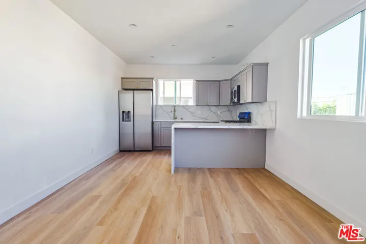 1921 Carmona Avenue, Los Angeles, California 90016
