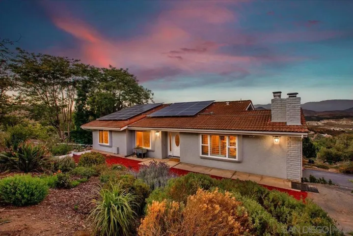 2539 Wilt Rd., Fallbrook, California 92028