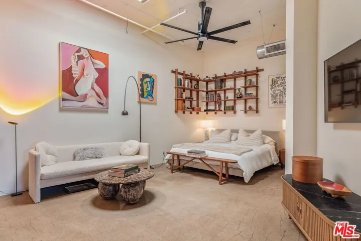 530 Molino Street 213, Los Angeles, California 90013