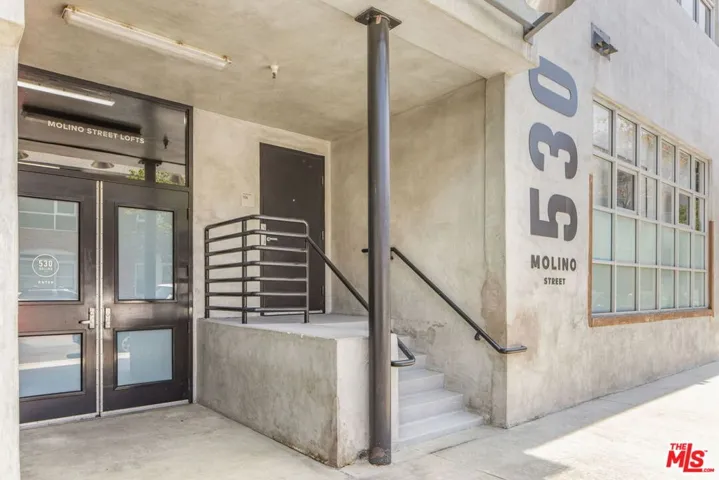 530 Molino Street 213, Los Angeles, California 90013
