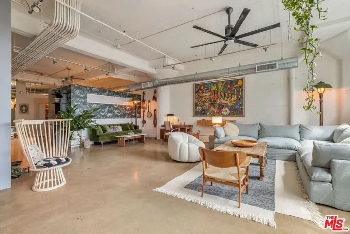 530 Molino Street 213, Los Angeles, California 90013
