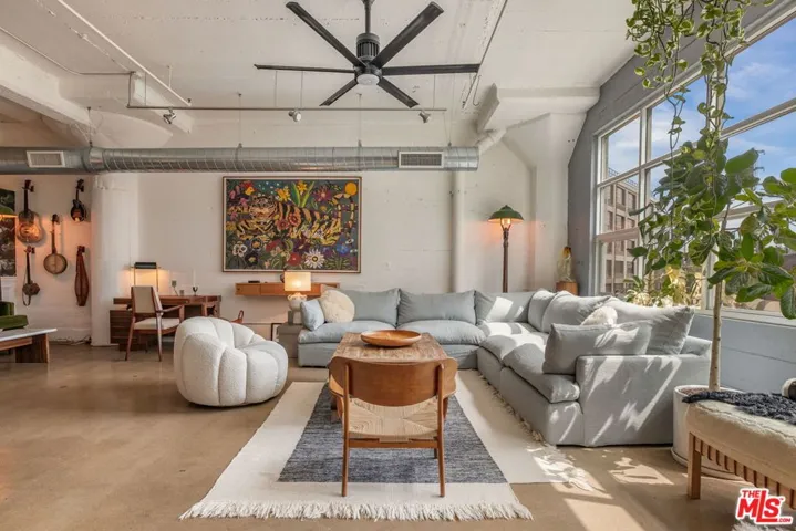 530 Molino Street 213, Los Angeles, California 90013