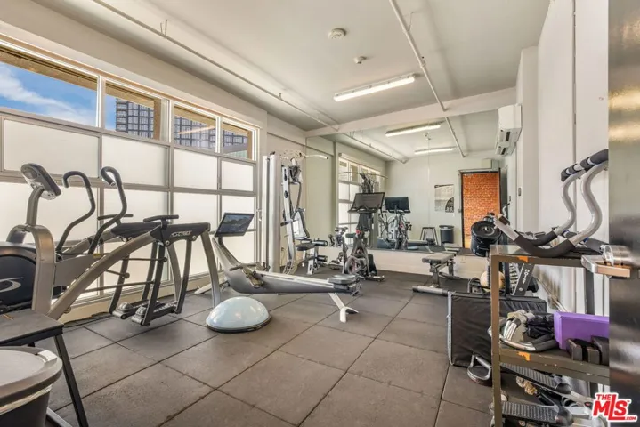 530 Molino Street 213, Los Angeles, California 90013