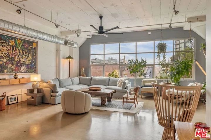 530 Molino Street 213, Los Angeles, California 90013