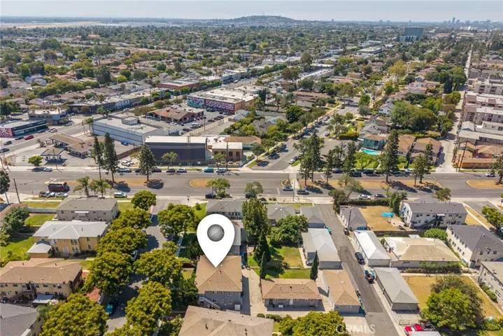 4411 Linden Avenue, Long Beach, California 90807