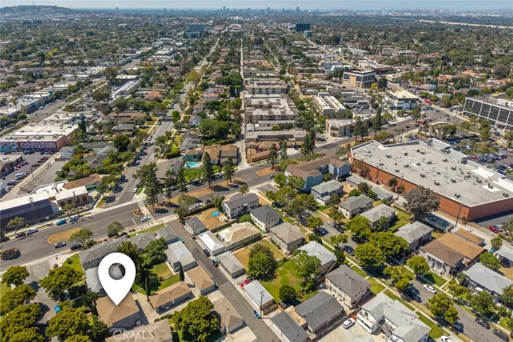 4411 Linden Avenue, Long Beach, California 90807
