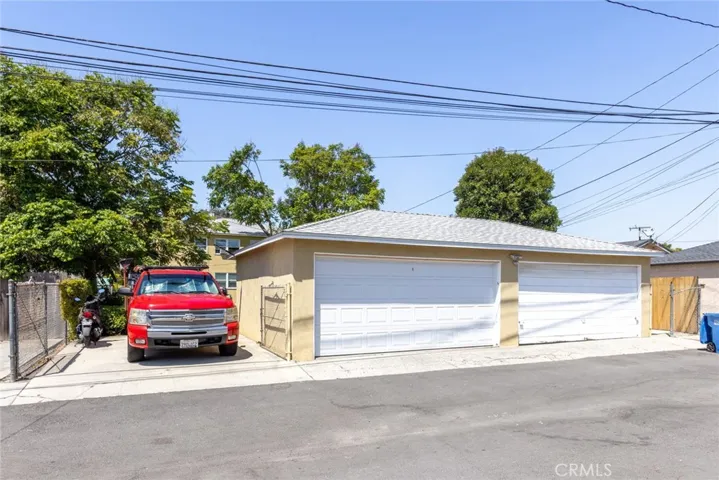 4322 Elm Avenue, Long Beach, California 90807