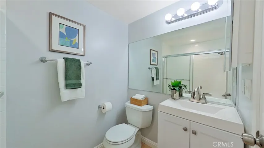 522 W Stocker 6, Glendale, California 91202