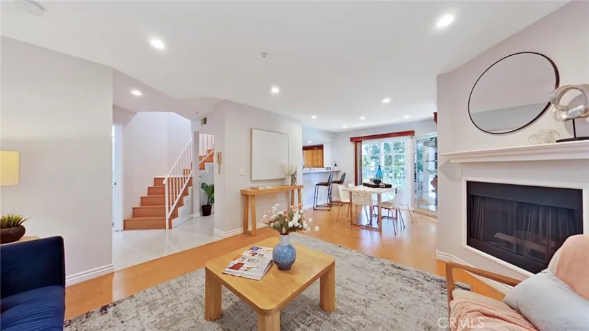 522 W Stocker 6, Glendale, California 91202