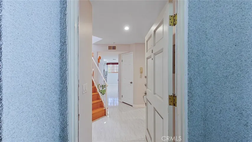 522 W Stocker 6, Glendale, California 91202