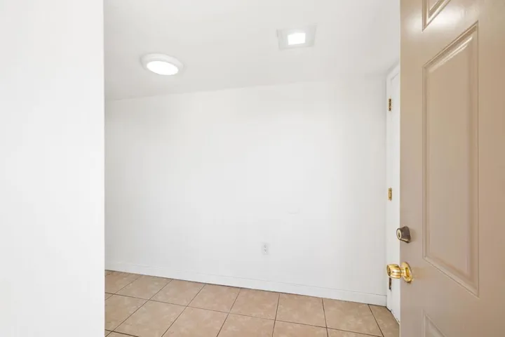 44-web-or-mls-8M4A6627