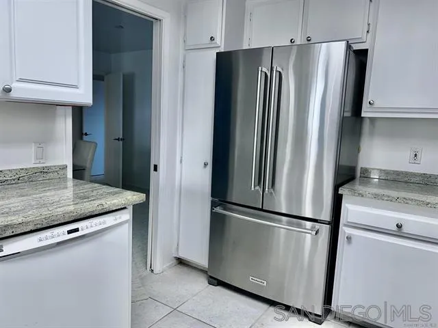 7550 Eads Avenue 203, La Jolla, California 92037