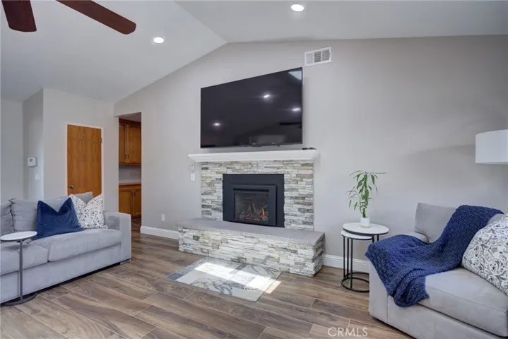 4580 Harmony, Santa Maria, California 93455