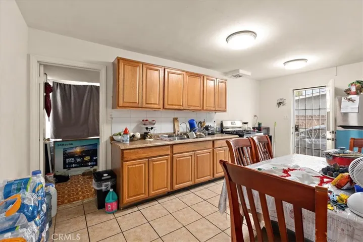 3025 Burton, Rosemead, California 91770
