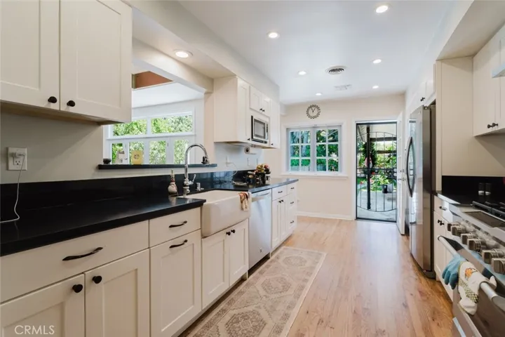 6638 Blucher Avenue, Van Nuys, California 91406