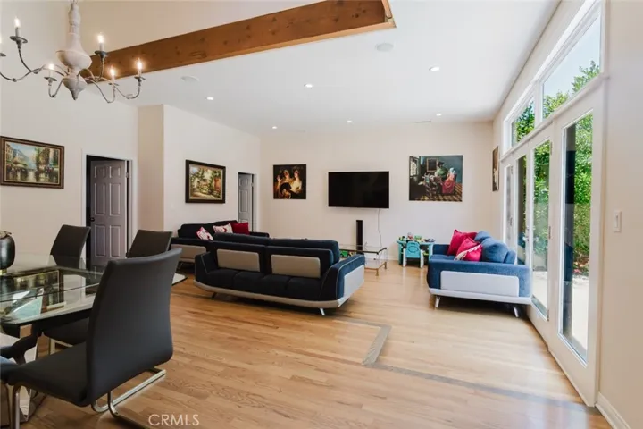 6638 Blucher Avenue, Van Nuys, California 91406