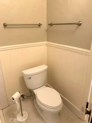 #4 Bathroom