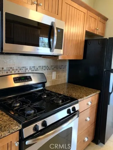 #4 Kitchen