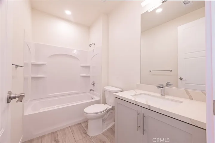 190 N New Ave 5, Monterey Park, California 91755