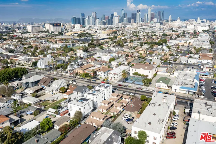 634 E Adams Boulevard, Los Angeles, California 90011