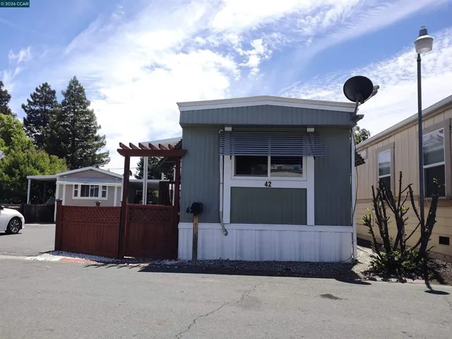42 The Trees Dr, Concord, California 94518