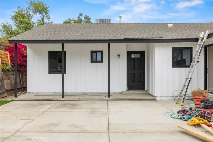 7108 Quakertown Avenue, Winnetka, California 91306