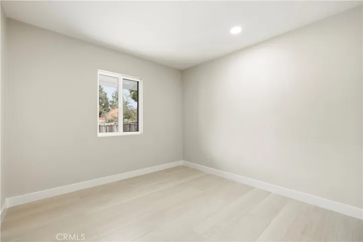 7108 Quakertown Avenue, Winnetka, California 91306