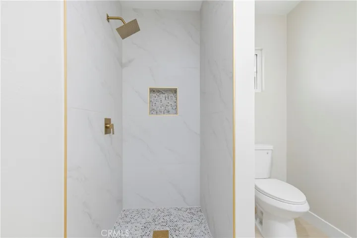 7108 Quakertown Avenue, Winnetka, California 91306
