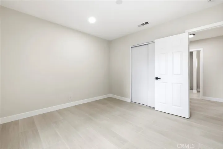 7108 Quakertown Avenue, Winnetka, California 91306