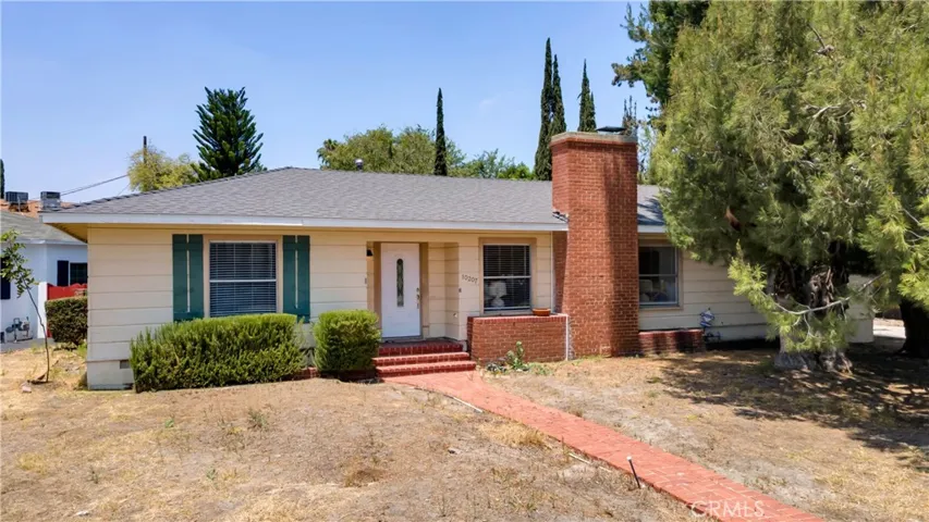 10207 Camarillo Street, Toluca Lake, California 91602