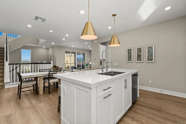 15431 Van Lodensteyn Way, San Diego, California 92127