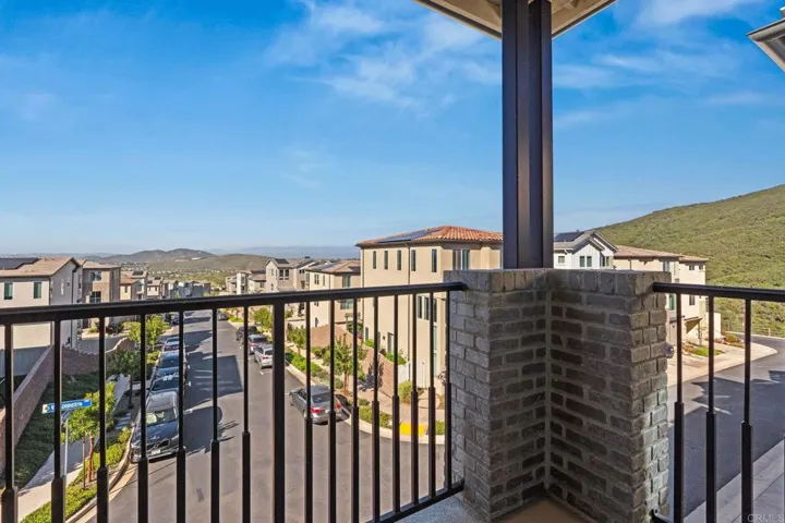 15431 Van Lodensteyn Way, San Diego, California 92127