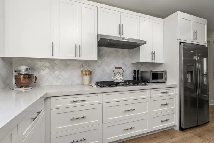 15431 Van Lodensteyn Way, San Diego, California 92127