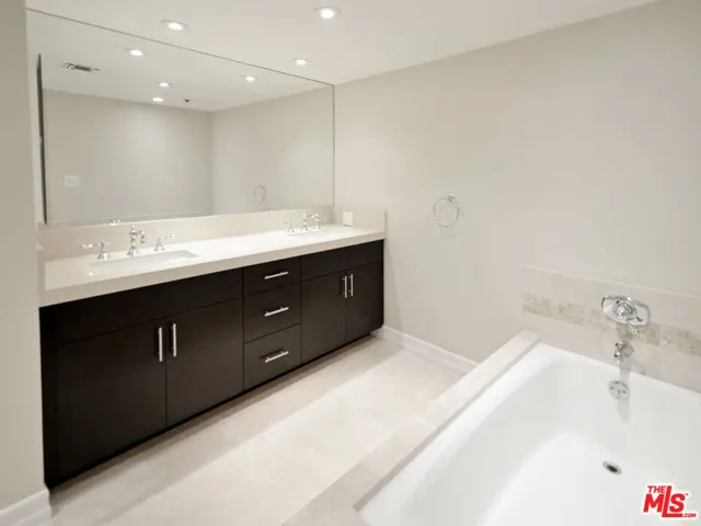 10660 Wilshire Boulevard 705, Los Angeles, California 90024