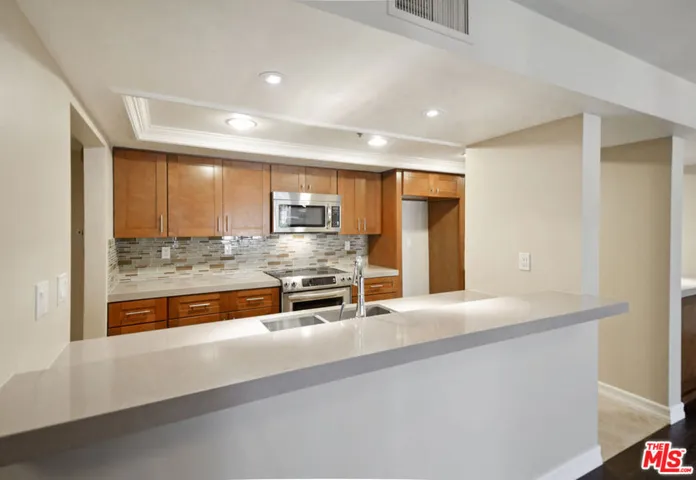 10660 Wilshire Boulevard 705, Los Angeles, California 90024