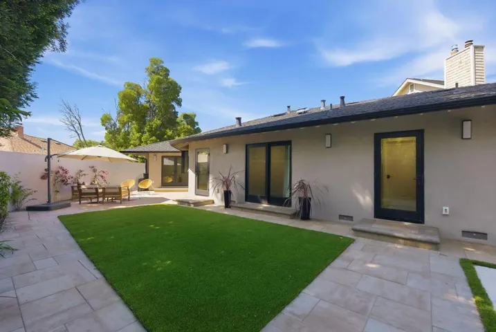 845 Pollard Road, Los Gatos, California 95032