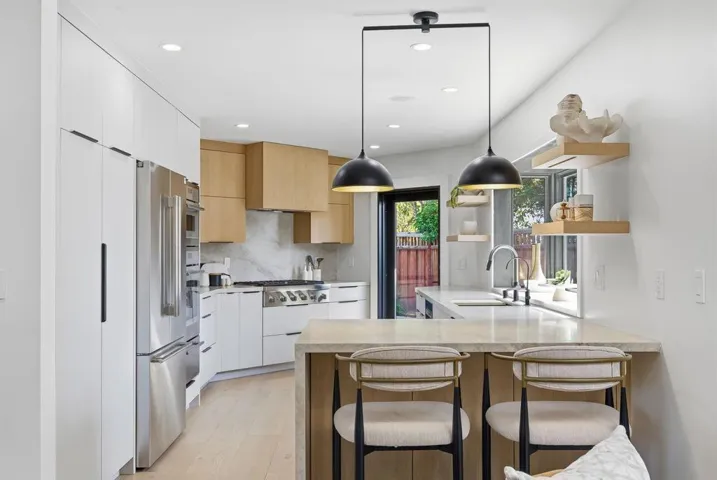 845 Pollard Road, Los Gatos, California 95032