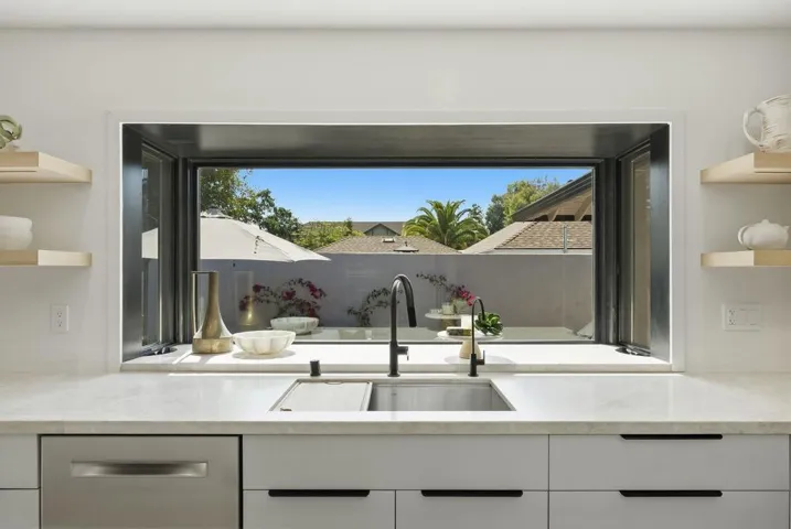 845 Pollard Road, Los Gatos, California 95032